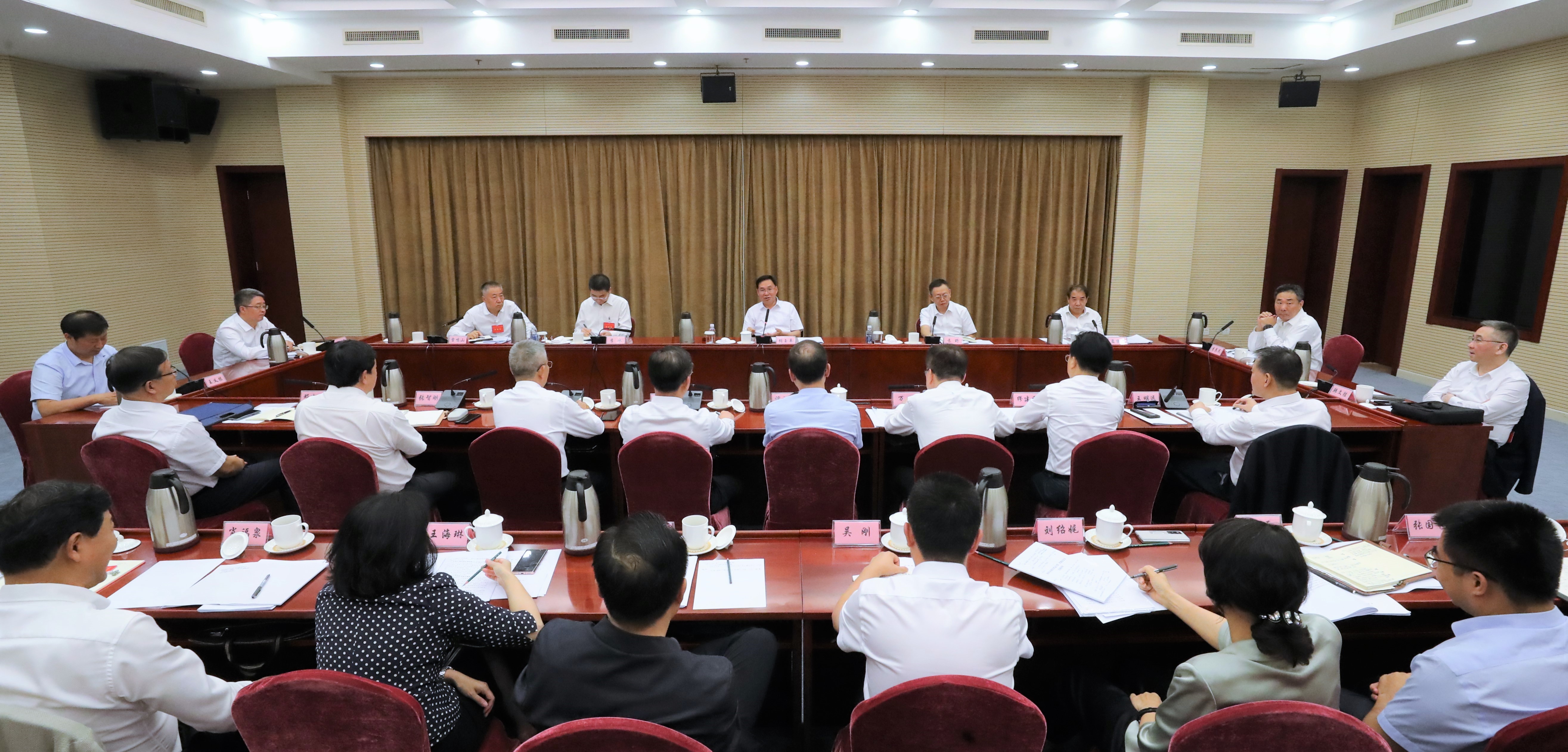 张玉卓、、国资、、央企、、国资委、、书记、、主任、、国企、、企业刷新