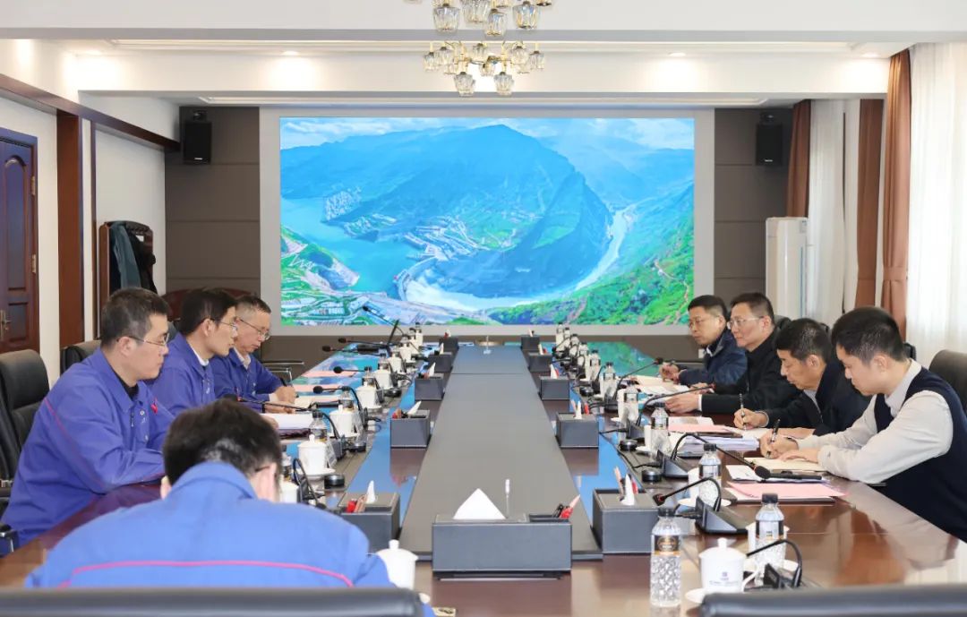 715AD7CF7EE279660903EBAFAD5_6754F81C_1AE38.jpg?e=