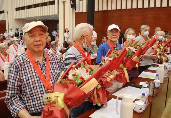 郝鹏、、、国资、、、央企、、、国资委、、、书记、、、主任、、、国企、、、企业刷新