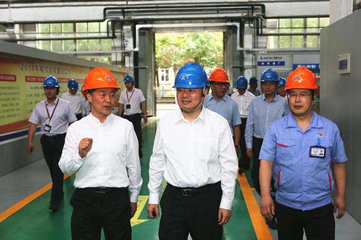 郝鹏旅行考察yp街机集团所属企业汽轮机公司